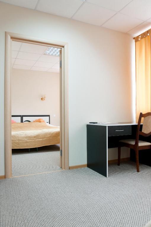 Avenue Hotel Zaslawye Quarto foto