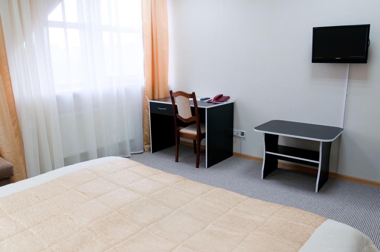 Avenue Hotel Zaslawye Quarto foto